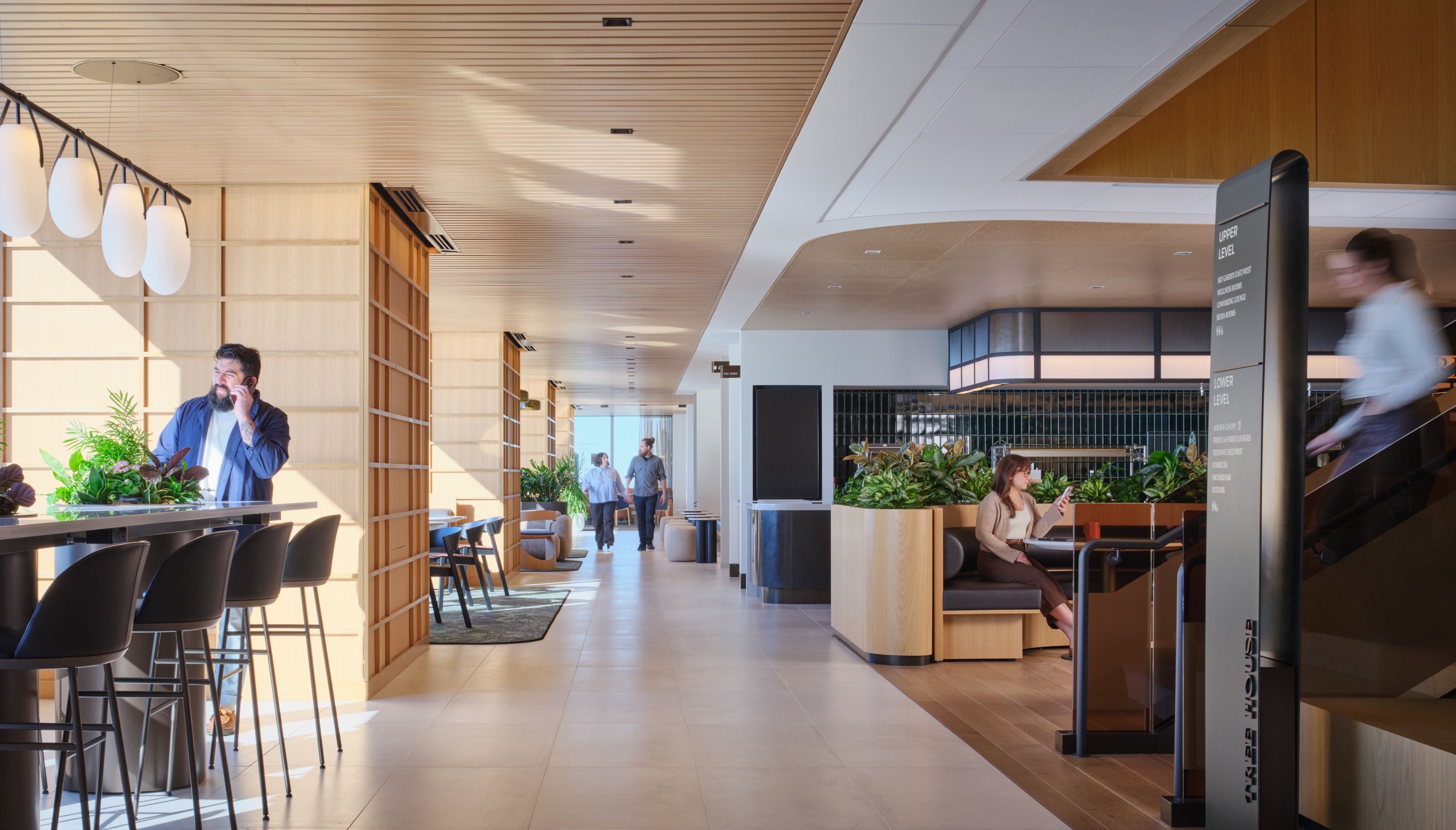 Icon Modern | Community Tables