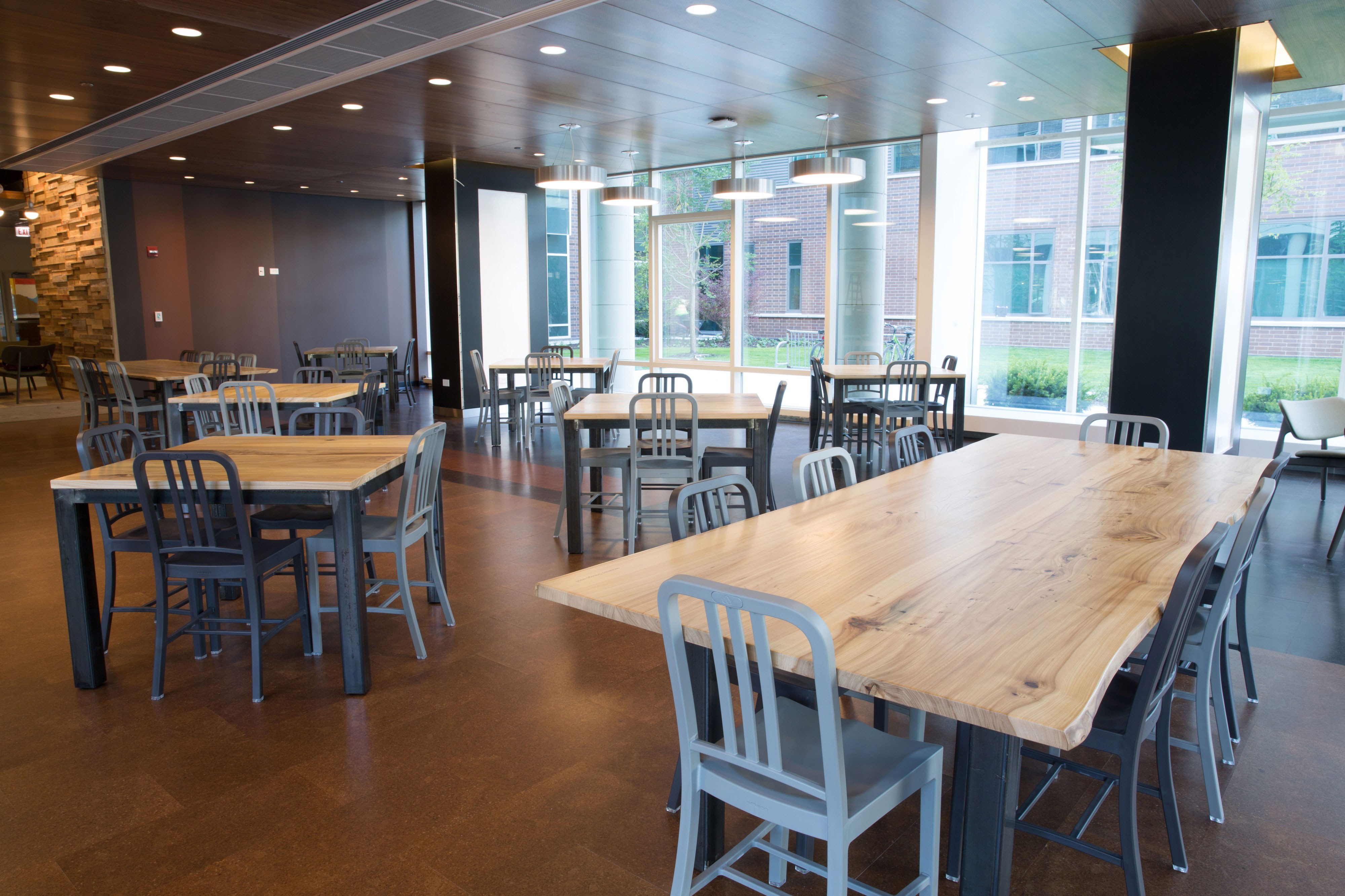 Icon Modern | Community Tables